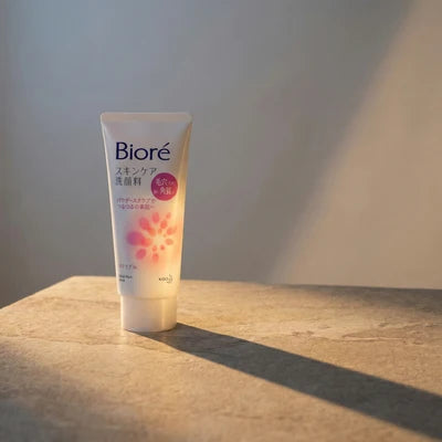 Biore Facial Washing Foam Scrub-In 130G