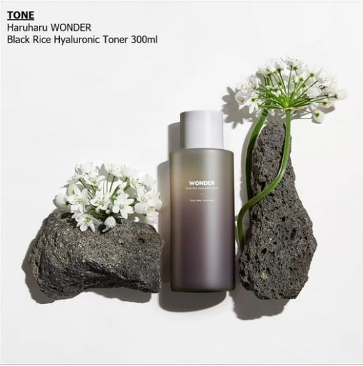 Wonder Black Rice Hyaluronic Toner 300mL